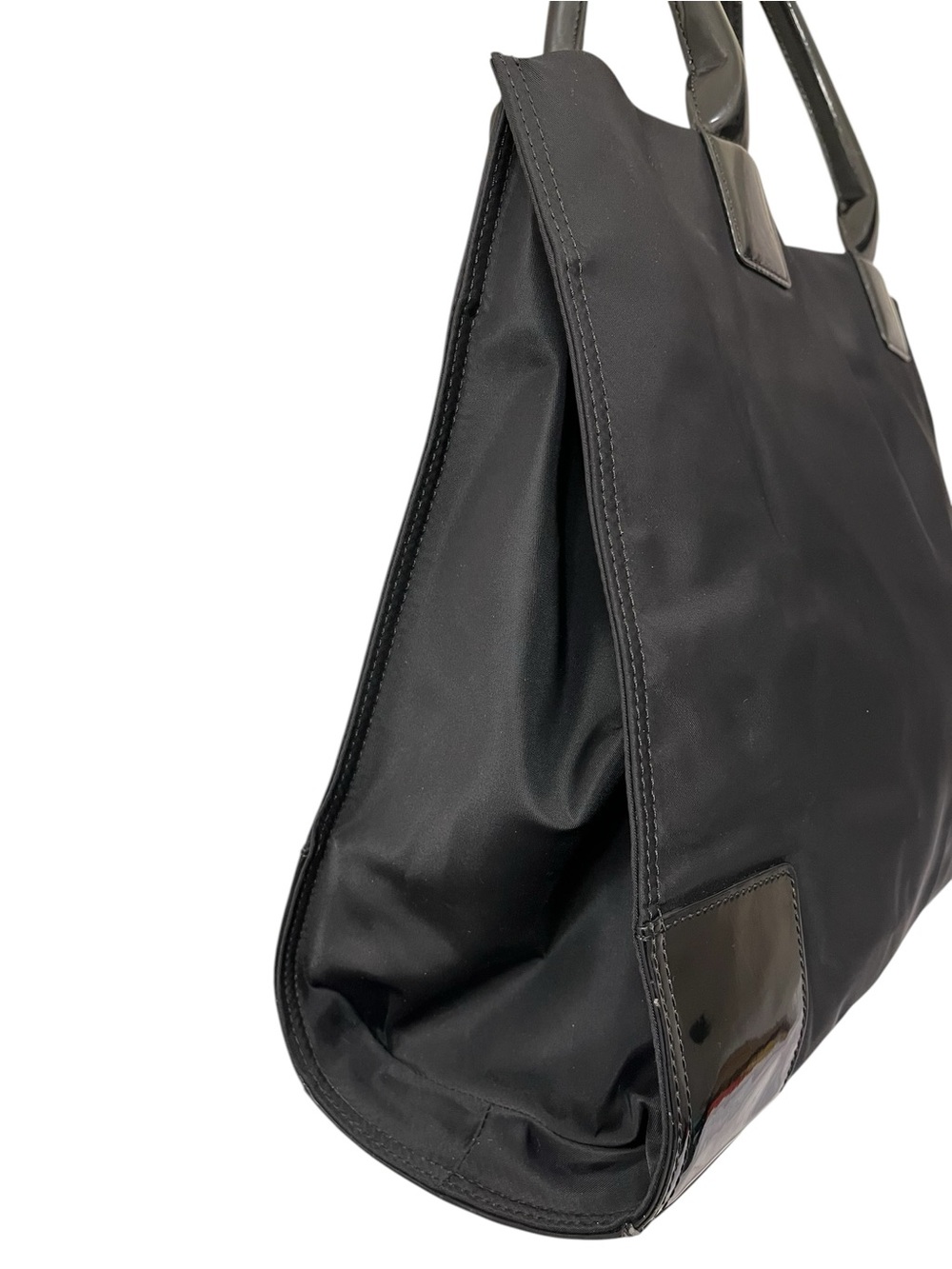 Tory Burch Large Ella Expandable Black Nylon Logo Tote with Patent Leather Trim - Picture 6 of 11